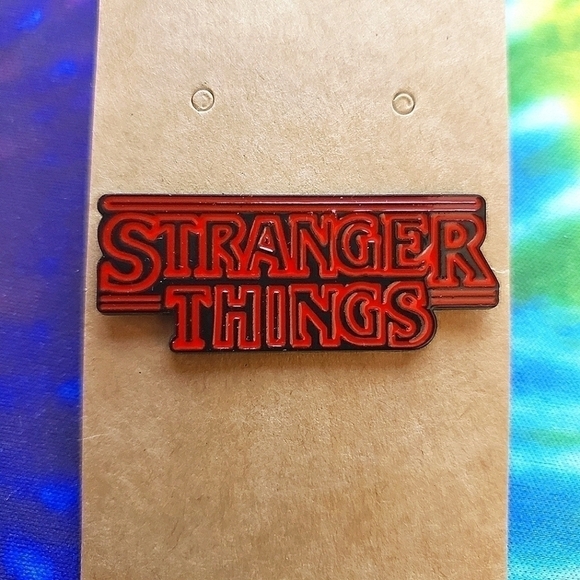 BLACK and red Stranger Things Enamel Pin Brooch - Picture 1 of 4
